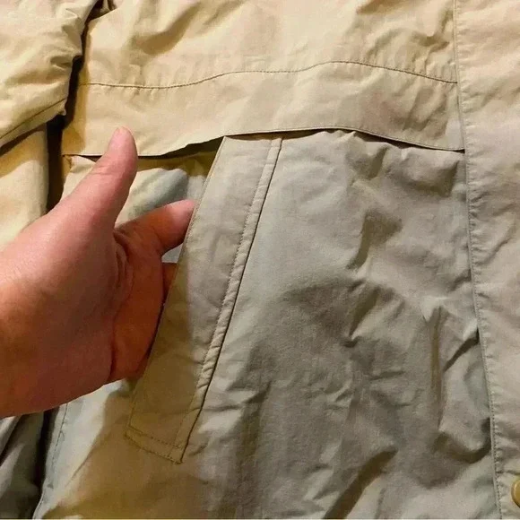 VGT EXODUS Windbreaker Jacket Hooded Front Pockets Zip-up Cream/Beige Size L - Picture 10 of 16